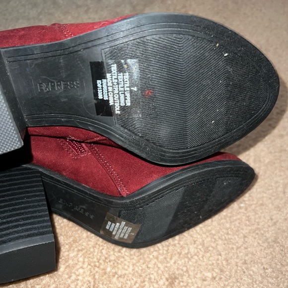Express wine red suede booties - Picture 3 of 4